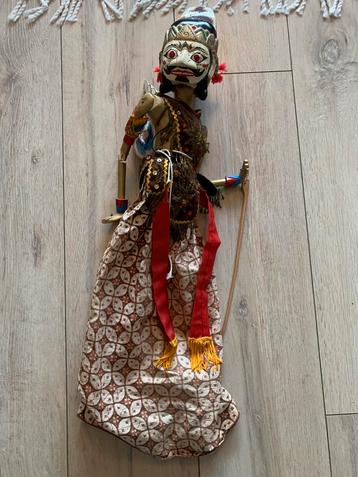 Mooie vintage Wajang golek pop beschikbaar voor biedingen