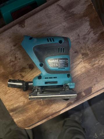 Makita DBO480 Vlakschuurmachine beschikbaar voor biedingen