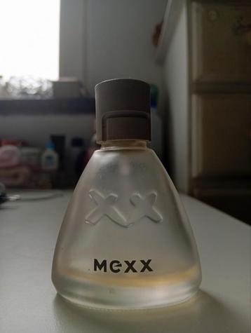 Mexx parfum 1960 jaar, edt 30 ml. Nergens meer te vinden onl beschikbaar voor biedingen