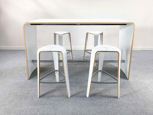 Brunner Hoc Vergadertafel Met Vier Stoelen, Huis en Inrichting, Stoelen, Zo goed als nieuw, Vier, Hout, Kunststof, Metaal, Overige materialen