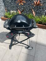 Weber Q1200 gas BBQ. Met verrijdbaar onderstel en beschermho, Zo goed als nieuw, Ophalen