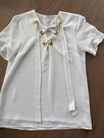 Witte blouse met vetersluiting - Maat M, Ophalen of Verzenden, Zo goed als nieuw, Maat 38/40 (M), Wit
