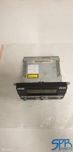 TOURAN CADDY TIGUAN GOLF RNS 300 RADIO Navigatie 1K0035191D, Gebruikt, Ophalen of Verzenden