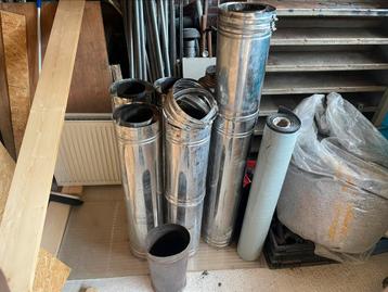 Schoorsteen pijpen beschikbaar voor biedingen
