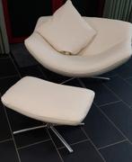 Label gigi met kussen en hokker, Huis en Inrichting, Fauteuils, Ophalen, Zo goed als nieuw, Leer