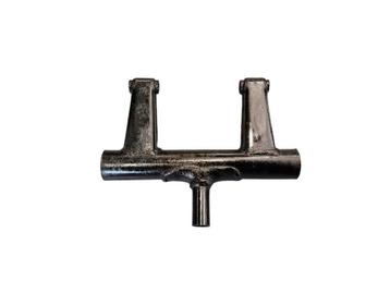 Motorsteun subframe origineel AGM VX50 beschikbaar voor biedingen