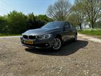 BMW 3-Serie Touring (f31 320i 184pk Aut 2017 Grijs, Auto's, Origineel Nederlands, Te koop, Zilver of Grijs, 5 stoelen