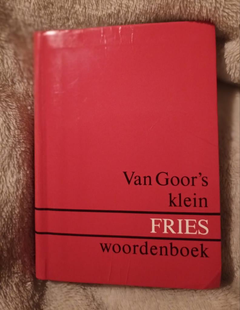 Van Goor's klein Fries woordenboek 1972, Boeken, Woordenboeken, Ophalen of Verzenden, Gelezen, Overige uitgevers