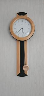 Stijlvolle Wandklok met Pendule, Ophalen of Verzenden, Zo goed als nieuw
