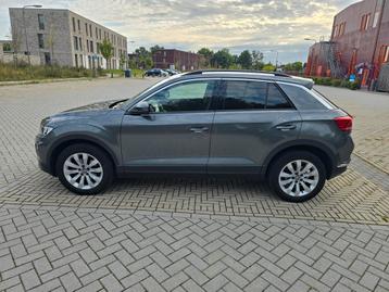 Volkswagen T-Roc 1.5 TSI 150pk 7-DSG 2021 Grijs beschikbaar voor biedingen