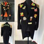 Kruikenstad Slipjas/jas maat S/M carnaval unisex emblemen, Ophalen of Verzenden, Zo goed als nieuw, Carnaval