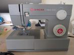 Singer HD4423 - nauwelijks gebruikt + extra voetenset, Hobby en Vrije tijd, Naaimachines en Toebehoren, Ophalen of Verzenden, Nieuw