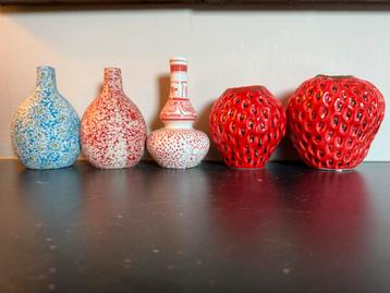 Verschillende Vaasjes Des Pots - 5 Stuks beschikbaar voor biedingen