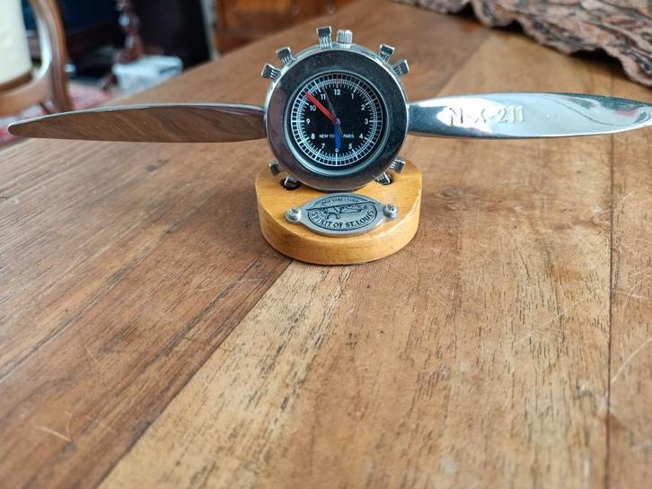 Spirit of St. Louis Propeller Klokje, Antiek en Kunst, Antiek | Klokken, Ophalen of Verzenden