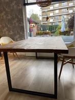 Houten eettafel met stalen frame, Ophalen, 50 tot 100 cm, Zo goed als nieuw, Vijf personen of meer