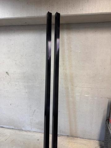 Aluminium daktrim 6064 mm – zwart, 2,5 m (2 stuks) beschikbaar voor biedingen