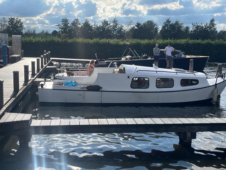 Leuke kajuit boot 8meter 9pk, Watersport en Boten, Motorboten en Motorjachten, Gebruikt, Staal, 6 tot 9 meter, Diesel, Binnenboordmotor