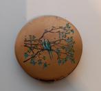 Koperen poederdoos met parkietjes, Ophalen