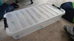 Transparante Doos op wieltjes 77x40x18 cm, Doe-het-zelf en Verbouw, Kratten en Dozen, Ophalen, Gebruikt, Minder dan 35 cm