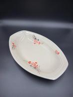 Mosa Maastricht ovale schotel - bloemmotief  zilveren rand, Antiek en Kunst, Antiek | Keramiek en Aardewerk, Ophalen of Verzenden