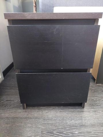 2 Zwarte Nachtkastjes met 2 Lades beschikbaar voor biedingen