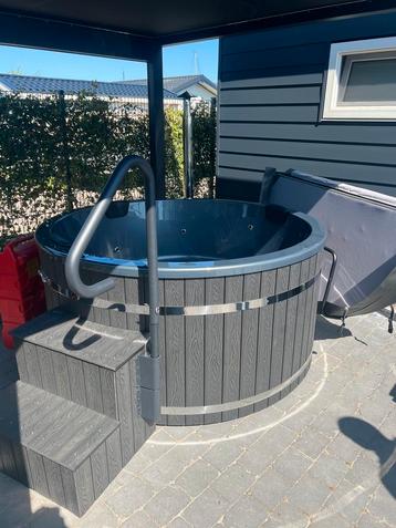  Luxe Hottubs – Direct Leverbaar met diesel kachel!  beschikbaar voor biedingen