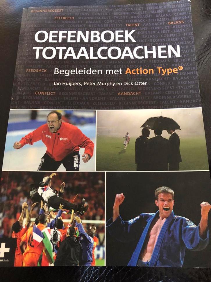 Oefenboek Totaalcoachen - Action Type, Boeken, Sportboeken, Zo goed als nieuw, Overige sporten, Ophalen of Verzenden