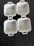 Set van 4 kleine witte ramekins / ovenschaaltjes, Minder dan 50 cm, Wit, Ophalen of Verzenden, Zo goed als nieuw