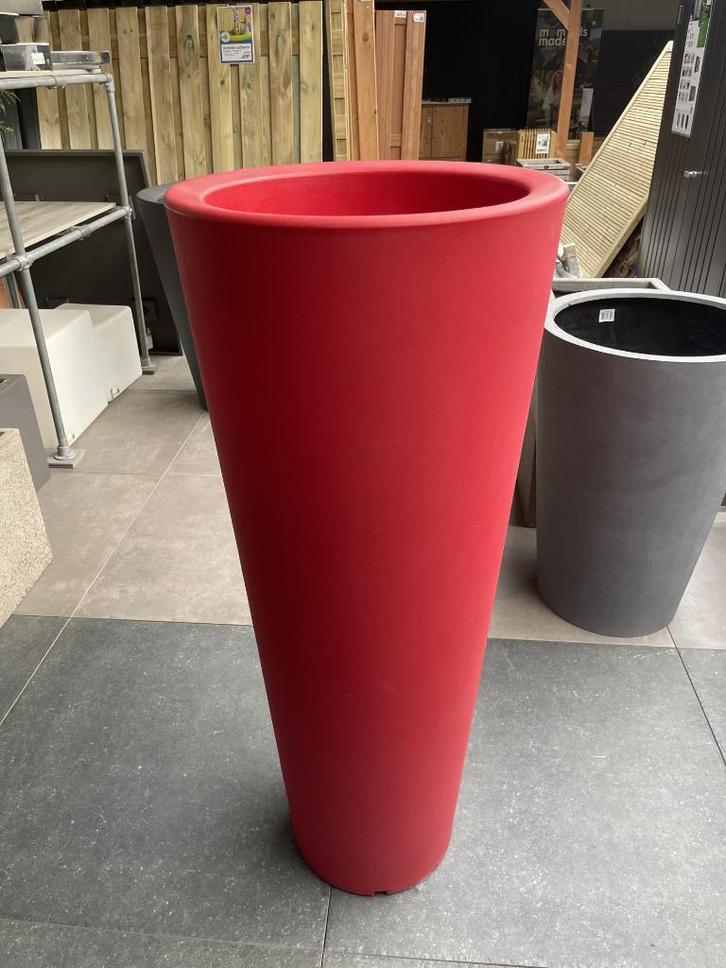 Otium Olla 135 – Red Flowerpot – Grote Luxe Ronde Bloempot, Tuin en Terras, Bloempotten, Nieuw, Kunststof, Binnen, Balkon, Tuin
