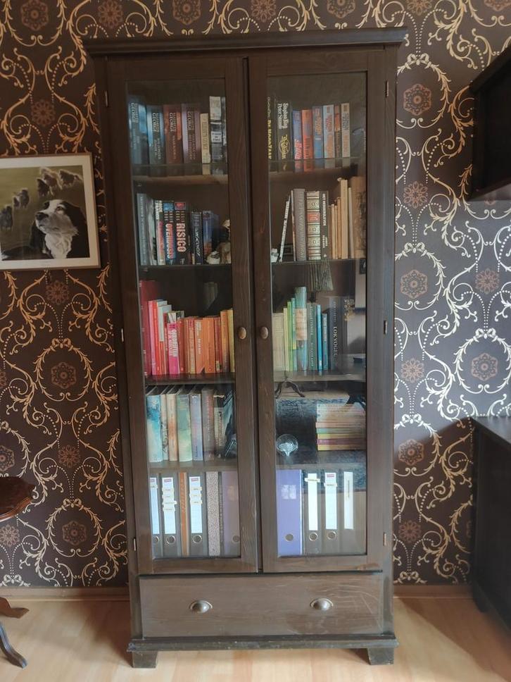 2 Ikea Boekenkasten met Houten & Glazen Planken - Ede, Huis en Inrichting, Kasten | Boekenkasten, 50 tot 100 cm, 150 tot 200 cm