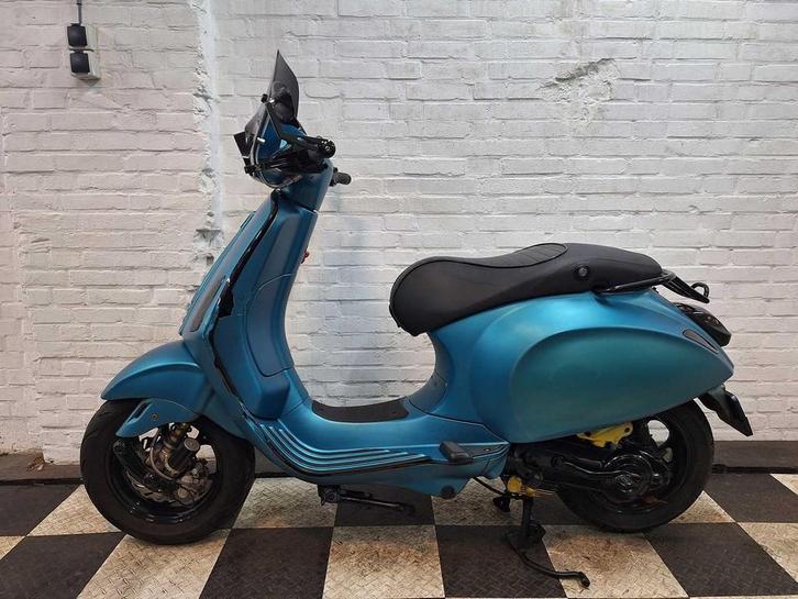 Piaggio Vespa Sprint custom 45 km bromscooter 4takt, Fietsen en Brommers, Scooters | Piaggio, Gebruikt, Overige modellen