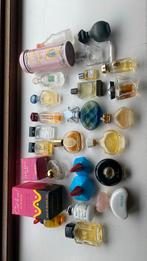 Verzameling parfum miniaturen vintage half vol of leeg, Verzamelen, Parfumverzamelingen, Gebruikt, Ophalen of Verzenden, Miniatuur