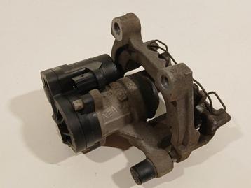 Remklauw rechts achter Volkswagen Tiguan beschikbaar voor biedingen