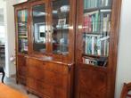 Notenhouten boekenkast 1880, Huis en Inrichting, Kasten | Buffetkasten, Ophalen, Zo goed als nieuw, 25 tot 50 cm
