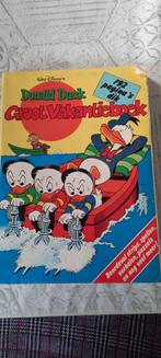 Donald Duck, groot vakantieboek 1982, Gelezen, Ophalen of Verzenden, Eén stripboek