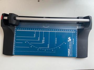 Rolsnijmachine papiersnijder Dahle 507 beschikbaar voor biedingen