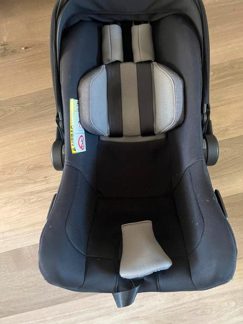 Autostoel nuna incl base, Kinderen en Baby's, Autostoeltjes, Zo goed als nieuw, Overige merken, Isofix, Ophalen