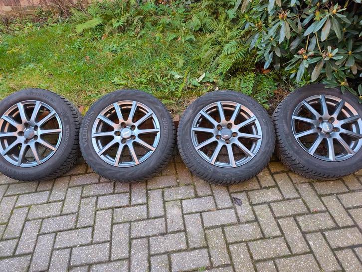 Vredestein Winterbanden 16 inch Kia/Hyundai, Auto-onderdelen, Banden en Velgen, Banden en Velgen, Winterbanden, 16 inch, 205 mm