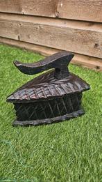 Antiek houten strijkijzer decoratie, Ophalen of Verzenden