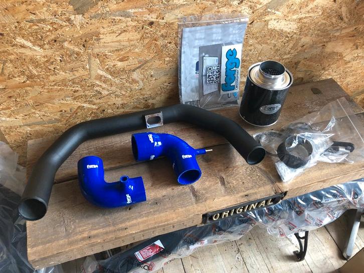 Forge intake set luchtfilter - Suzuki Swift Sport 1.4T ZC33S, Auto diversen, Tuning en Styling, Ophalen of Verzenden