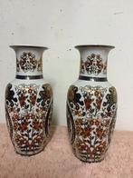 Twee Chinese Vaasjes - 25cm Hoog, Ophalen, Gebruikt, Overige kleuren, Aardewerk of Porselein