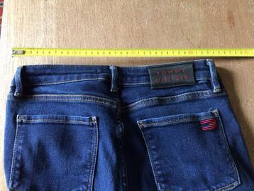 Tommy Hilfiger, skinny jeans beschikbaar voor biedingen