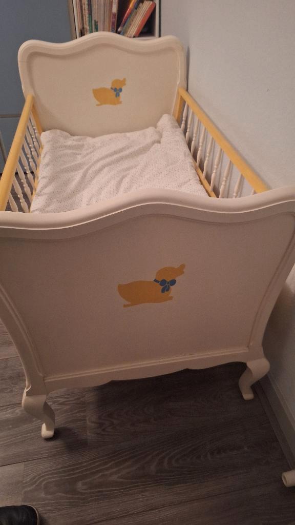 Nostalgisch Kinderbed 60x120cm incl dikke matras, Kinderen en Baby's, Kinderkamer | Bedden, Gebruikt, Minder dan 140 cm, Minder dan 70 cm