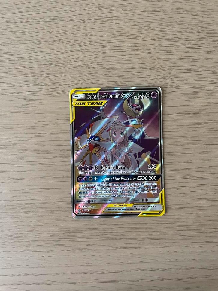 Solgaleo & Lunala GX #216 Cosmic Eclipse, Hobby en Vrije tijd, Verzamelkaartspellen | Pokémon, Zo goed als nieuw, Ophalen of Verzenden