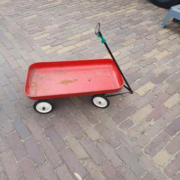 Vintage speelwagen beschikbaar voor biedingen