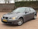 BMW 5-serie 525i Executive AUTOMAAT AIRCO CRUISE PSENSOR, Auto's, Automaat, Achterwielaandrijving, Gebruikt, 2000 kg