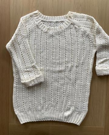 Trui, maat medium (K23) beschikbaar voor biedingen