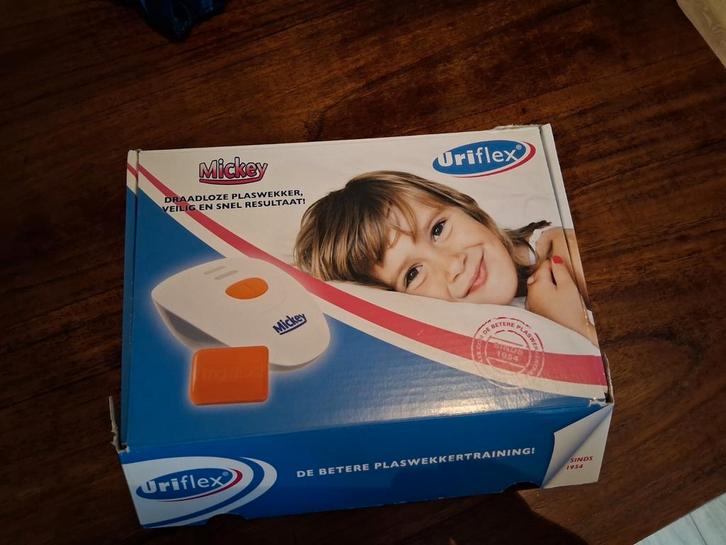 Plaswekker Uriflex met broekjes, Kinderen en Baby's, Kinderspulletjes, Gebruikt, Ophalen of Verzenden