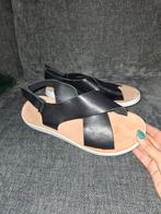 Clarks Sandalen Maat 41.5, Zwart, Zo goed als nieuw, Clarks, Sandalen of Muiltjes