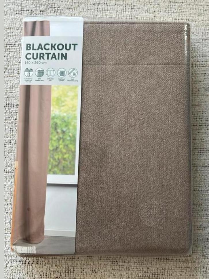 gordijnen verduisterend, als nieuw 160cm x140cm, 8 stuks., Huis en Inrichting, Stoffering | Gordijnen en Lamellen, Zo goed als nieuw